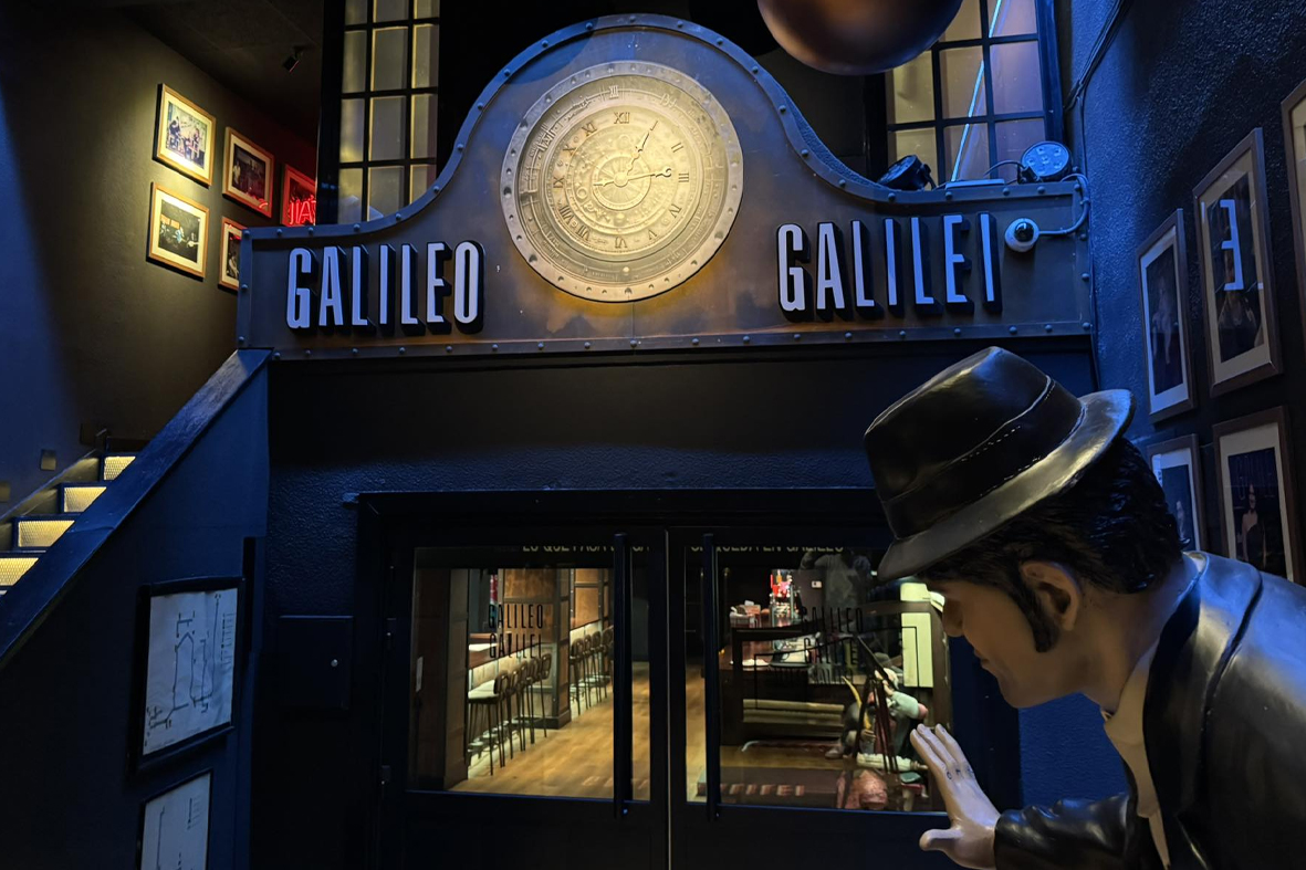 sala galileo galilei noche de chicas unarisamas 3